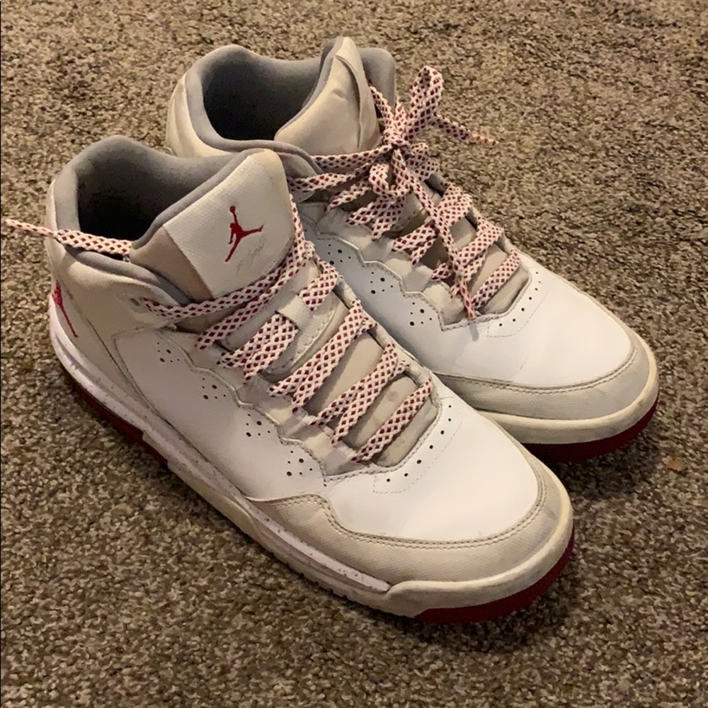 Jordan Flight woman 8  Kids 6.5Y